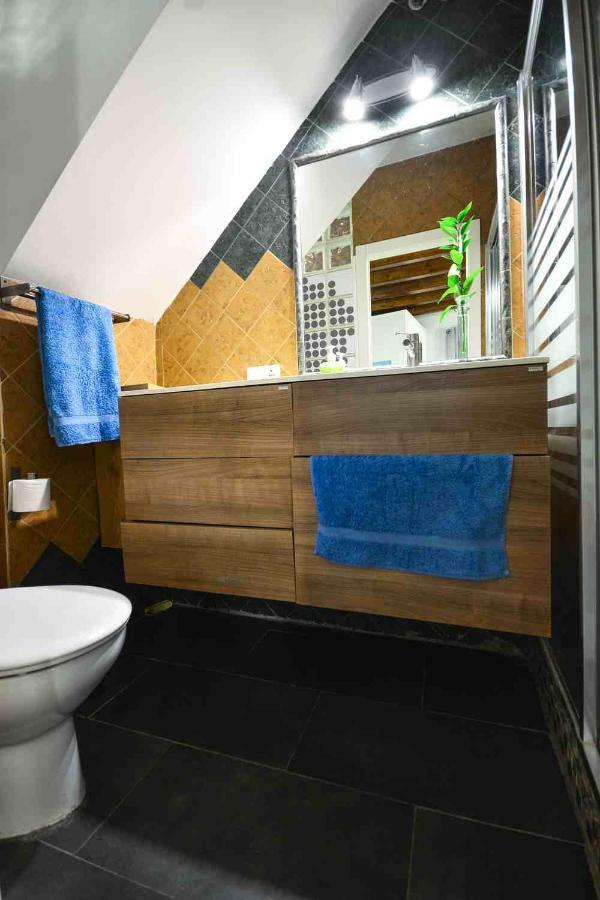סביליה Casa Alfalfa 2 Dormitorios Terraza Y Solarium Privado מראה חיצוני תמונה
